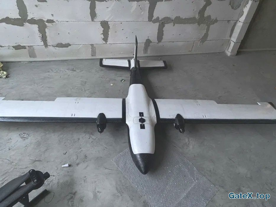 грузовий БПЛА літак ( для доставки груза )дрон , квадрокоптер