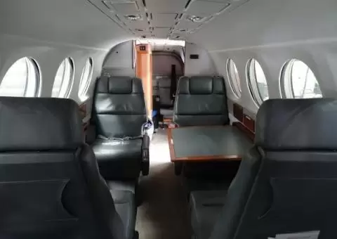 King Air 300 - 2/5