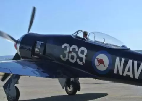 HAWKER SEA FURY FB.MK 11 - 1/3